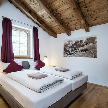 Chalet Superbly Located Premium With Sauna Muhlbach Am Hochkonig