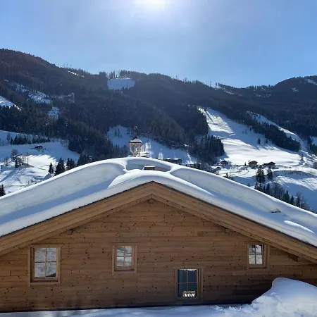 Superbly Located Premium With Sauna Chalet