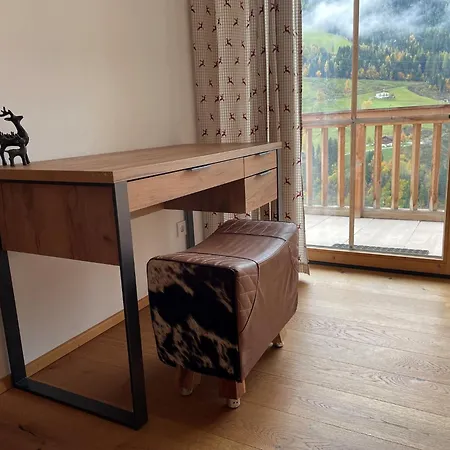 木屋 In Muehlbach Near Slopes